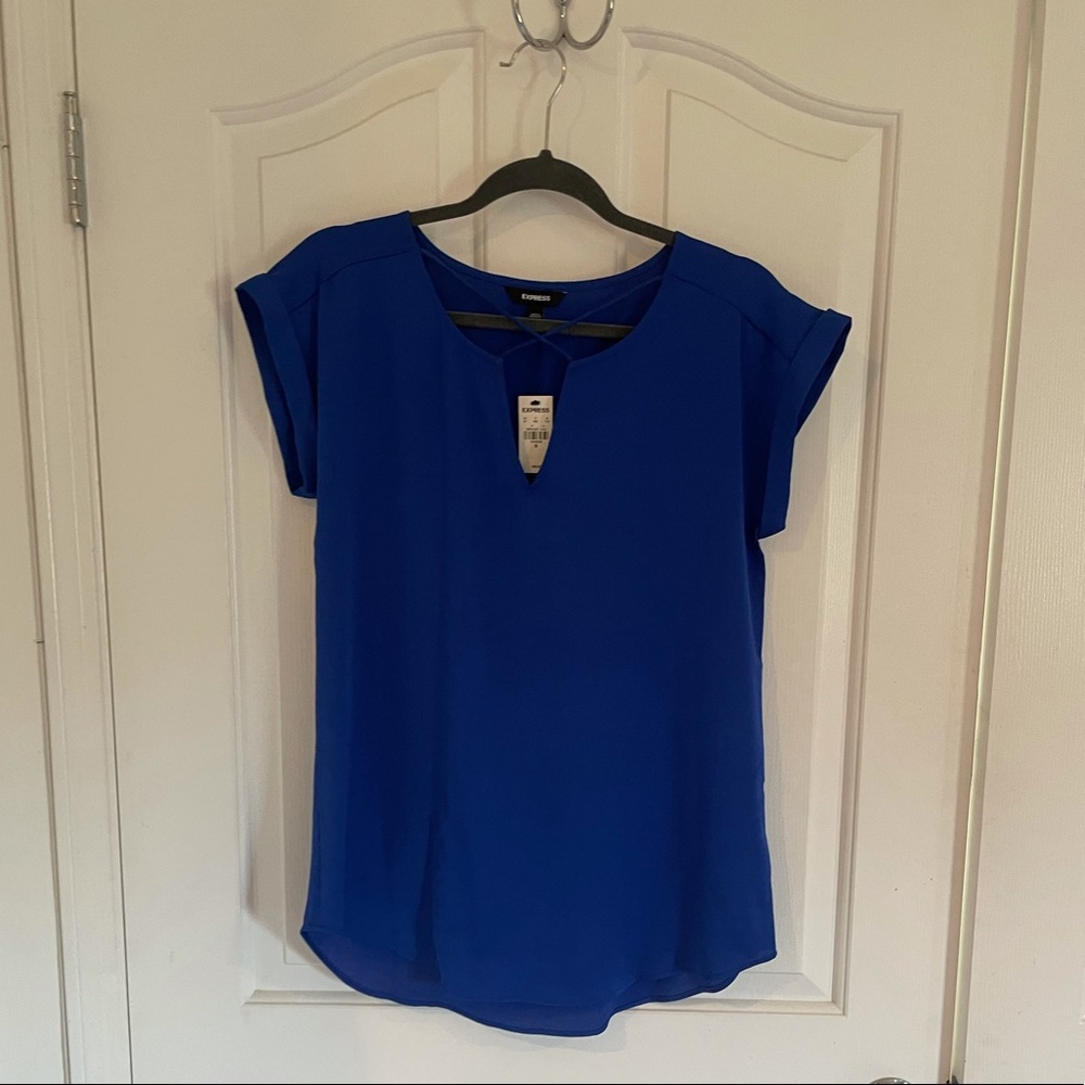 Cute blue top- never used